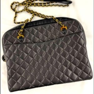 Authentic Chanel lambskin shoulders bag